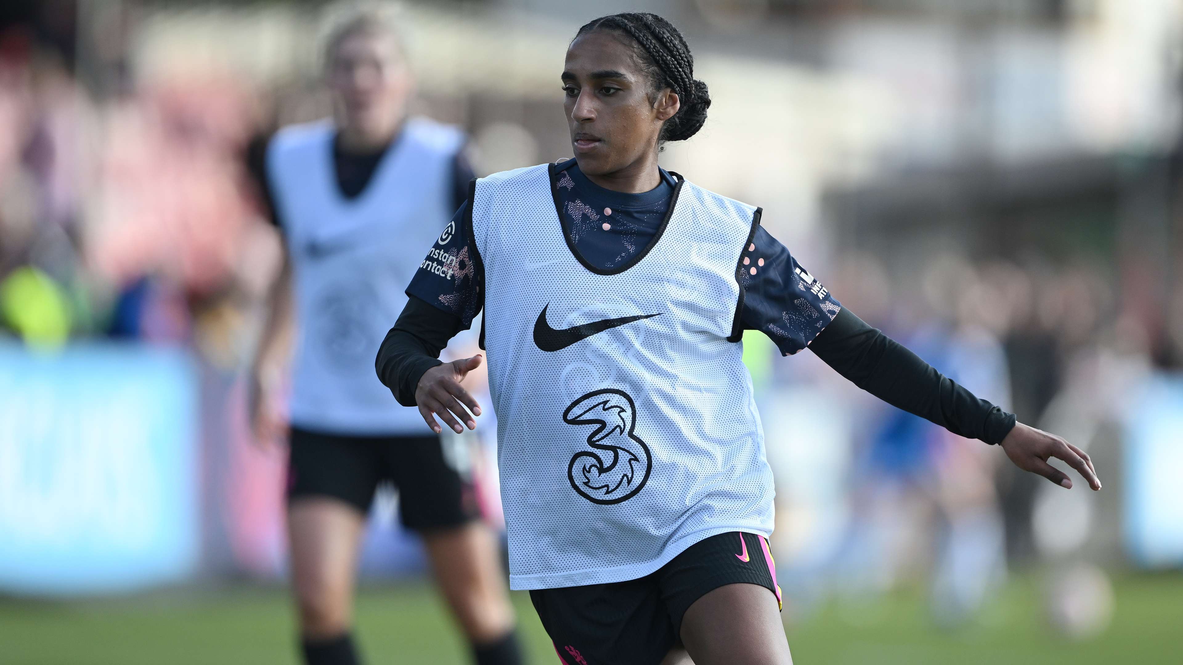 西甲第10輪比利亞雷亞爾1-1皇家馬德裏  馬裏亞諾閃擊庫爾圖瓦送點.